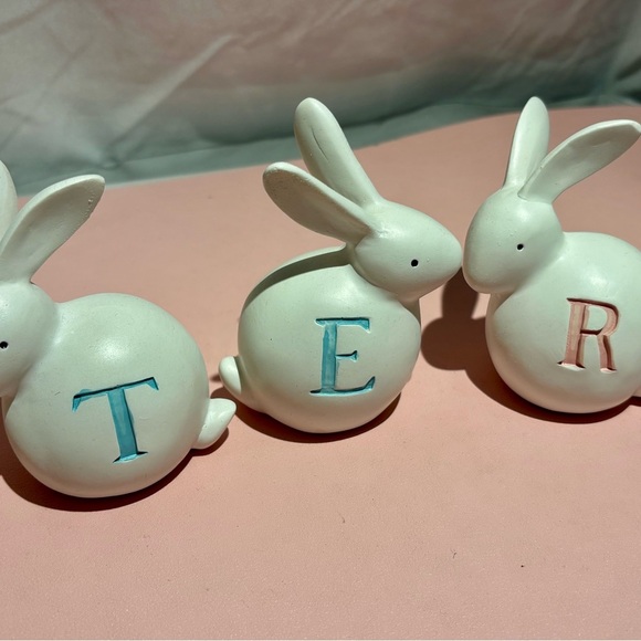 Easter Bunny Figurines Set - Picture 4 of 8